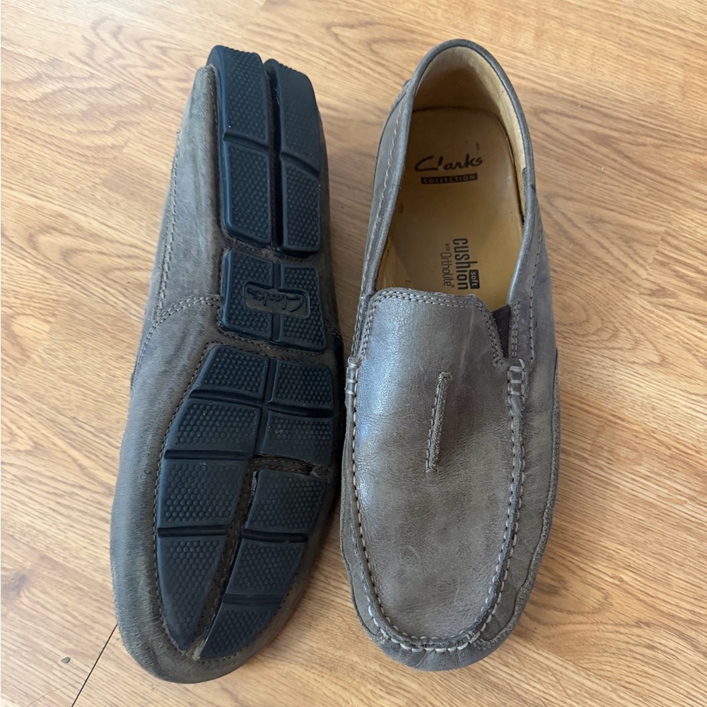 Clarks Men's Taupe Leather Slip-On Loafers